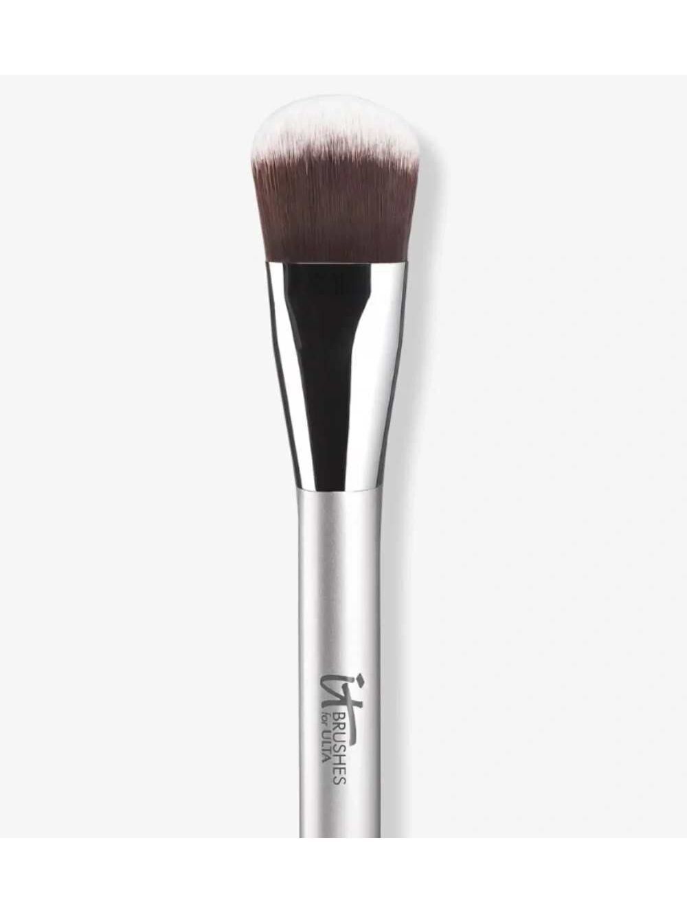 106 IT Cosmetics Foundation‎ Brush for ULTA --OMG! Foundation